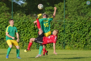 Gol strzelony nożycami ozdobą B-klasowej kanonady