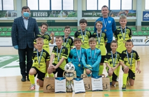 10-latkowie z Rachowic mistrzami Śląskiej Młodzieżowej Ligi Futsalu w kategorii E2 Orlik